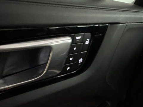 Porsche Cayenne 3.0 E-Hybrid Pano|App 03-27|SportDesign|HuD|Bose|360 Camera