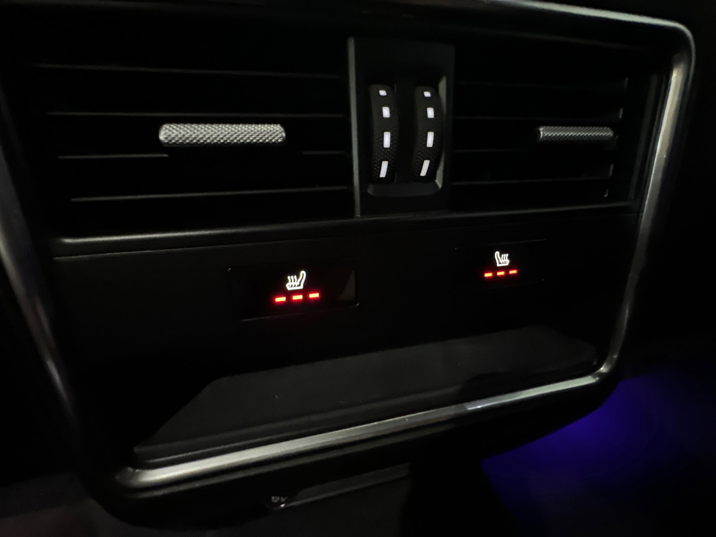 Porsche Cayenne 3.0 E-Hybrid Pano|App 03-27|SportDesign|HuD|Bose|360 Camera