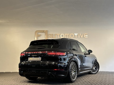 Porsche Cayenne 3.0 E-Hybrid Pano|App 03-27|SportDesign|HuD|Bose|360 Camera