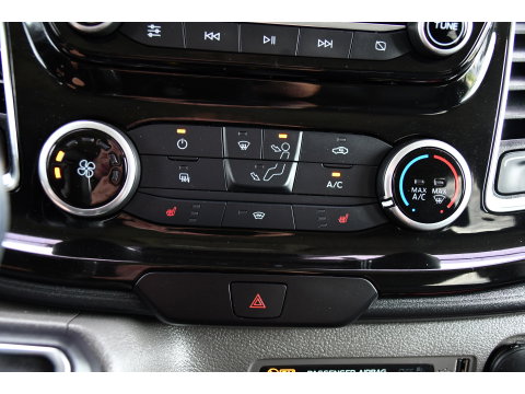 Ford Transit Custom 320 2.0 TDCI L2H1 Active DC Black Edition Adaptieve Cruise, Camera, Carplay, 170pk, Automaat, Leder, Sensoren, 2 x Schuifdeur, LED, Uniek!