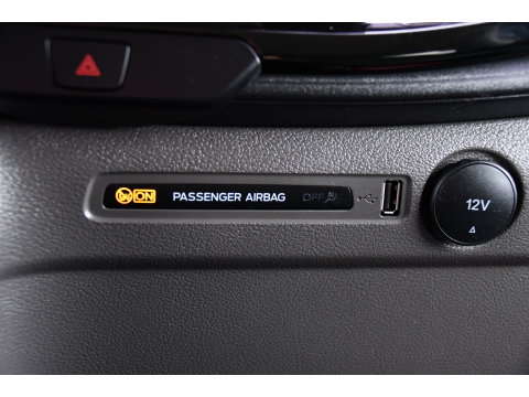 Ford Transit Custom 320 2.0 TDCI L2H1 Active DC Black Edition Adaptieve Cruise, Camera, Carplay, 170pk, Automaat, Leder, Sensoren, 2 x Schuifdeur, LED, Uniek!
