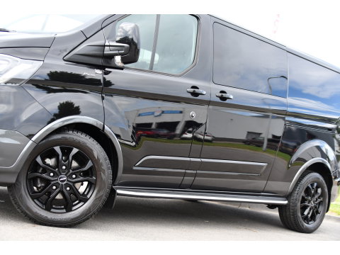 Ford Transit Custom 320 2.0 TDCI L2H1 Active DC Black Edition Adaptieve Cruise, Camera, Carplay, 170pk, Automaat, Leder, Sensoren, 2 x Schuifdeur, LED, Uniek!