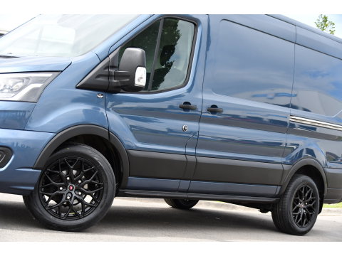 Ford Transit 350 2.0 TDCI L2H2 PB Edition Camera, Cruise, Carplay, 170pk, Stoelverwarming, Automaat, 2 x schuifdeur, LED, Sensoren, Multimedia, Uniek!