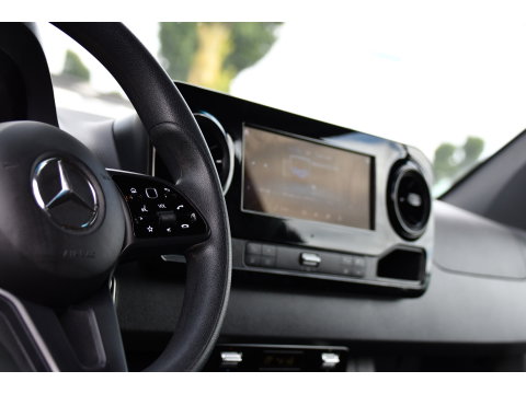 Mercedes-Benz Sprinter 317 1.9 CDI L2H2 RWD PB Edition Camera, Cruise, Carplay, 3500kg Trekhaak, LED, 170pk, 10,5'' Mbux, Geveerde stoel, Multimedia, Uniek!