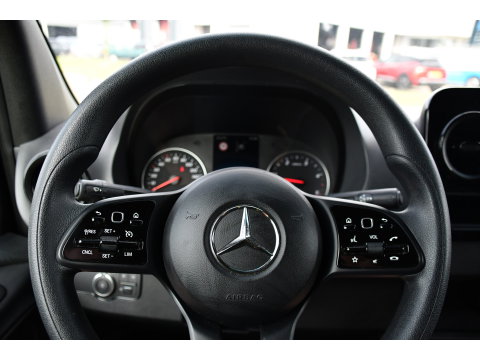 Mercedes-Benz Sprinter 317 1.9 CDI L2H2 RWD PB Edition Camera, Cruise, Carplay, 3500kg Trekhaak, LED, 170pk, 10,5'' Mbux, Geveerde stoel, Multimedia, Uniek!