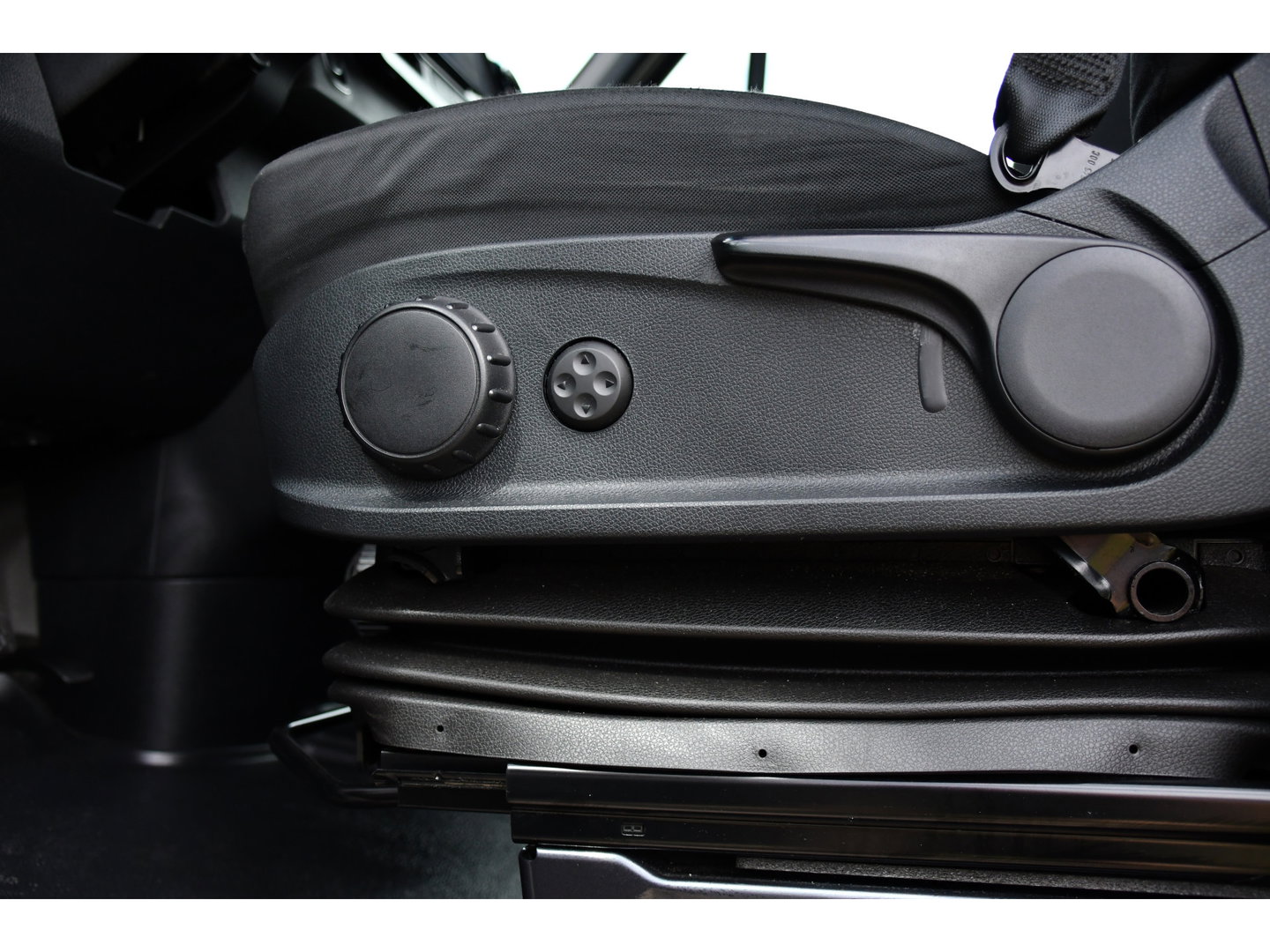 Mercedes-Benz Sprinter 317 1.9 CDI L2H2 RWD PB Edition Camera, Cruise, Carplay, 3500kg Trekhaak, LED, 170pk, 10,5'' Mbux, Geveerde stoel, Multimedia, Uniek!