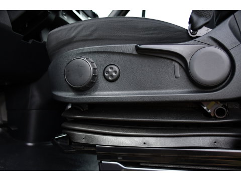 Mercedes-Benz Sprinter 317 1.9 CDI L2H2 RWD PB Edition Camera, Cruise, Carplay, 3500kg Trekhaak, LED, 170pk, 10,5'' Mbux, Geveerde stoel, Multimedia, Uniek!
