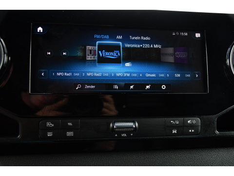 Mercedes-Benz Sprinter 317 1.9 CDI L2H2 RWD PB Edition Camera, Cruise, Carplay, 3500kg Trekhaak, LED, 170pk, 10,5'' Mbux, Geveerde stoel, Multimedia, Uniek!