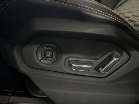 Lamborghini Urus 4.0 V8 Pano|Carbon|B&O 3D|Massage|Memory