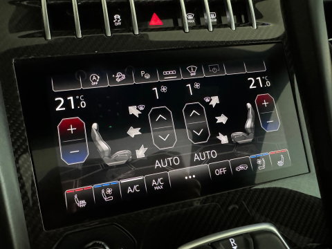 Lamborghini Urus 4.0 V8 Pano|Carbon|B&O 3D|Massage|Memory