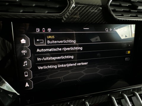 Lamborghini Urus 4.0 V8 Pano|Carbon|B&O 3D|Massage|Memory