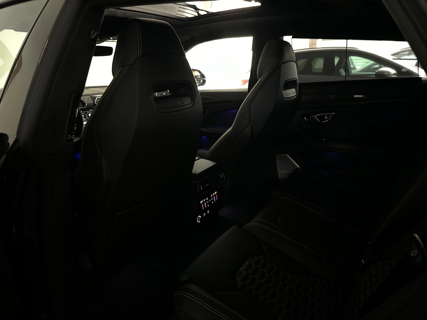 Lamborghini Urus 4.0 V8 Pano|Carbon|B&O 3D|Massage|Memory
