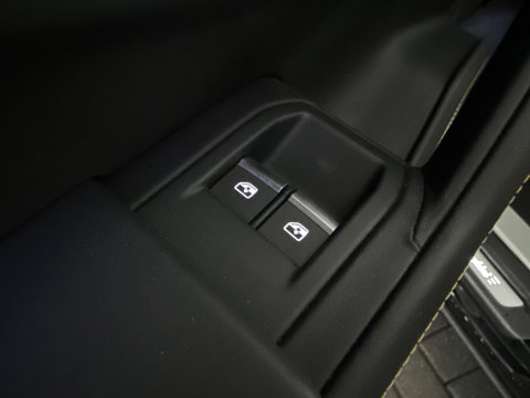 Lamborghini Urus 4.0 V8 Pano|Carbon|B&O 3D|Massage|Memory