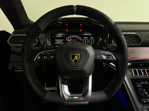 Lamborghini Urus 4.0 V8 Pano|Carbon|B&O 3D|Massage|Memory