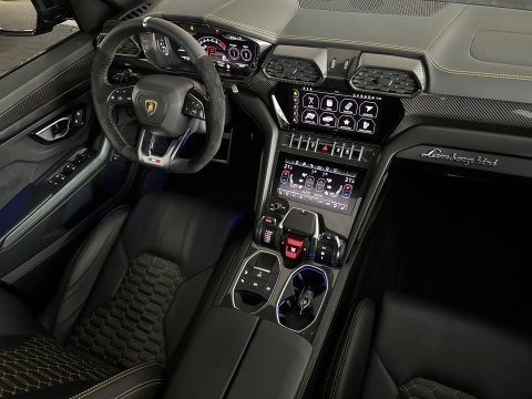 Lamborghini Urus 4.0 V8 Pano|Carbon|B&O 3D|Massage|Memory