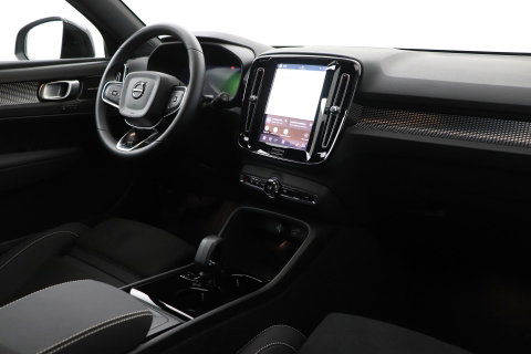 Volvo EX40 Single Motor Extended Range Plus | 82 kWh | ACC | Warmtepomp | Harman/Kardon | Camera | Stoel+Stuurverwarming | 19 Inch