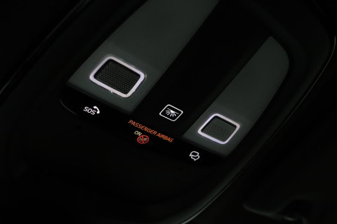 Volvo EX40 Single Motor Extended Range Plus | 82 kWh | ACC | Warmtepomp | Harman/Kardon | Camera | Stoel+Stuurverwarming | 19 Inch