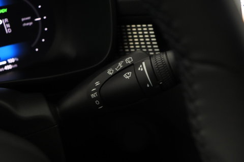 Volvo EX40 Single Motor Extended Range Plus | 82 kWh | ACC | Warmtepomp | Harman/Kardon | Camera | Stoel+Stuurverwarming | 19 Inch