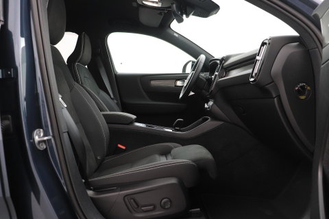 Volvo EX40 Single Motor Extended Range Plus | 82 kWh | ACC | Warmtepomp | Harman/Kardon | Camera | Stoel+Stuurverwarming | 19 Inch