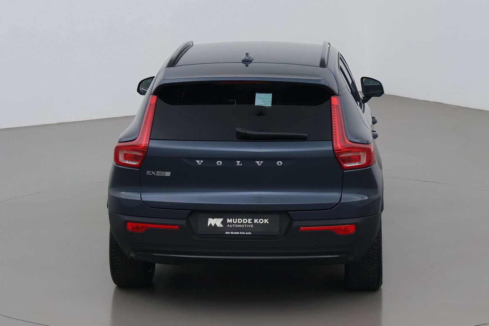 Volvo EX40 Single Motor Extended Range Plus | 82 kWh | ACC | Warmtepomp | Harman/Kardon | Camera | Stoel+Stuurverwarming | 19 Inch