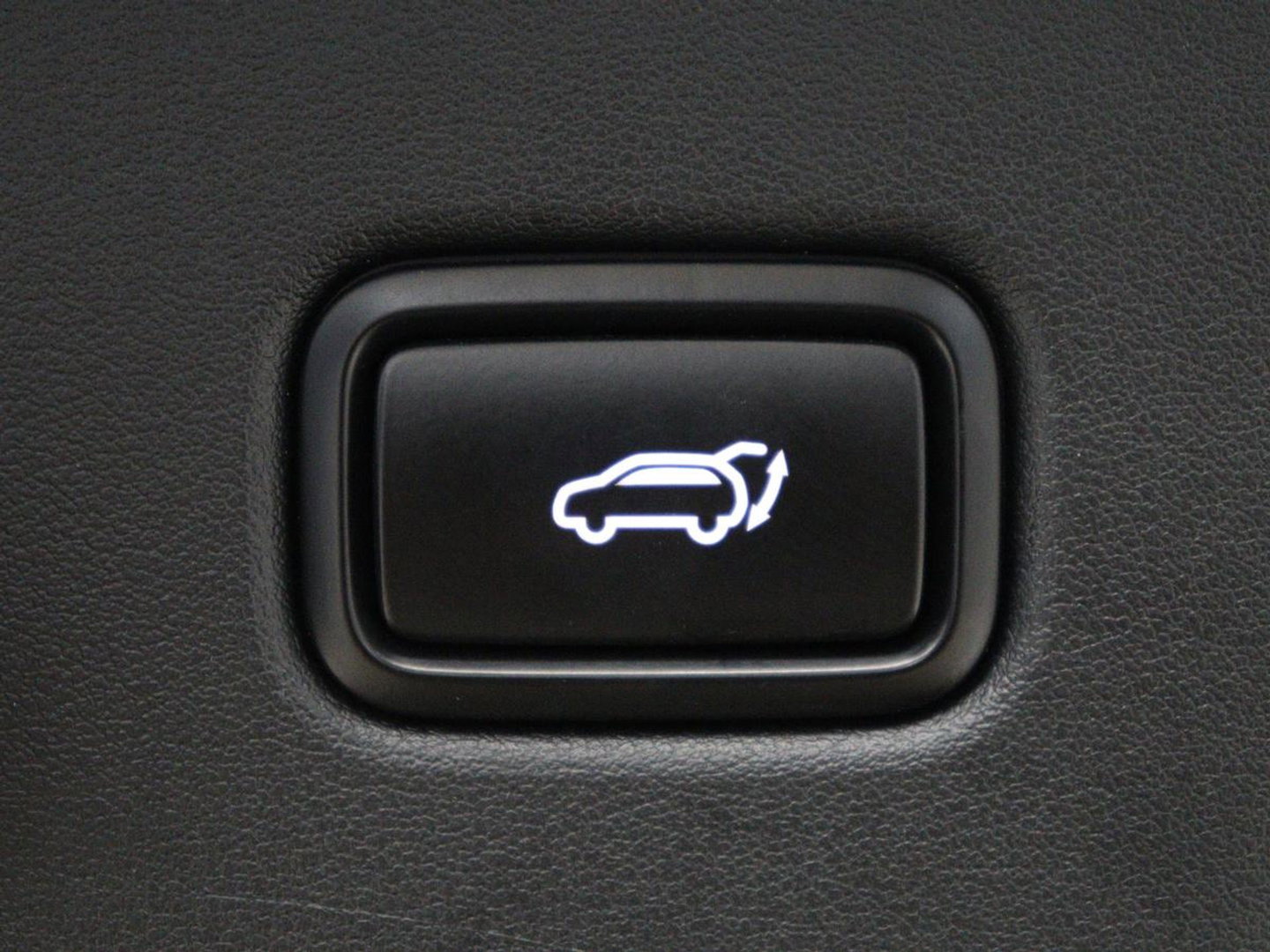 Kia EV6 GT-Line 77.4 kWh | SOH 95,1% | Panoramadak | Memory | Stuur/stoel verwarming | Stoel ventilatie| Meridian sound | Adaptive cruise | Head-up | Carplay | Sfeerverlichting | 360 camera | Park assist