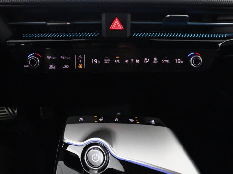 Kia EV6 GT-Line 77.4 kWh | SOH 95,1% | Panoramadak | Memory | Stuur/stoel verwarming | Stoel ventilatie| Meridian sound | Adaptive cruise | Head-up | Carplay | Sfeerverlichting | 360 camera | Park assist
