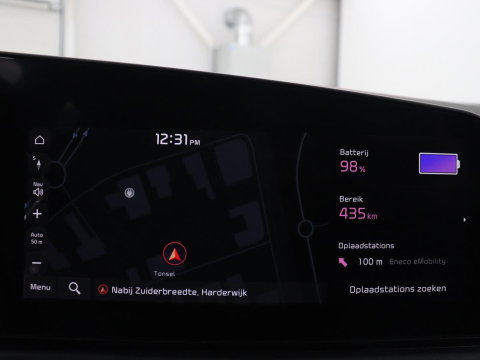 Kia Niro EV Light Edition 64.8 kWh | SOH 98,0% | Adaptive cruise | Lane assist | Carplay | Climate control | Virtueel dashboard | Camera | Park assist | Trekhaak