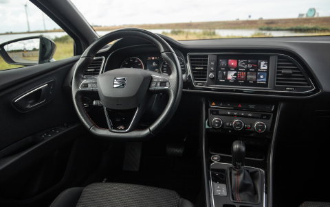 SEAT Leon 1.4 EcoTSI FR Business Intense CARPLAY / CRUISE CONTROLE / PERFECT ONDERHOUDEN / AUTOMAAT