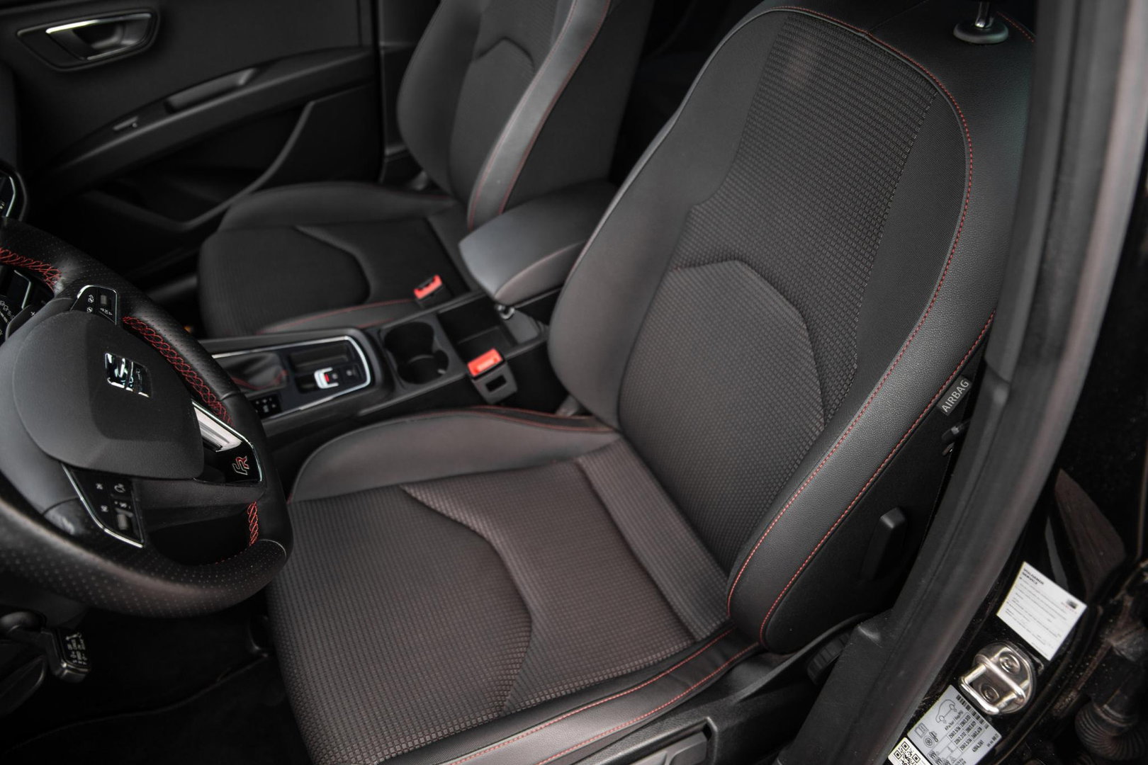SEAT Leon 1.4 EcoTSI FR Business Intense CARPLAY / CRUISE CONTROLE / PERFECT ONDERHOUDEN / AUTOMAAT