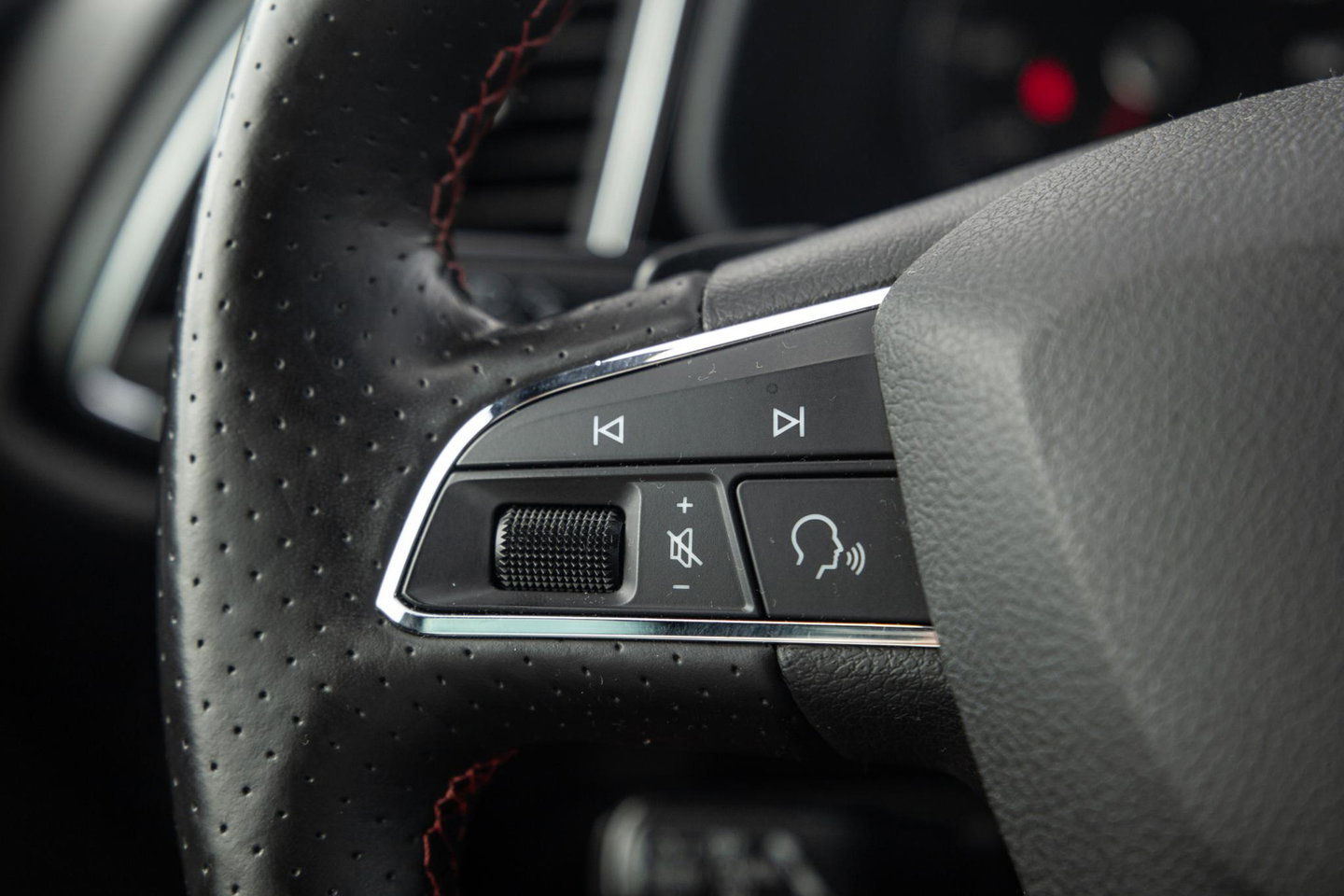 SEAT Leon 1.4 EcoTSI FR Business Intense CARPLAY / CRUISE CONTROLE / PERFECT ONDERHOUDEN / AUTOMAAT