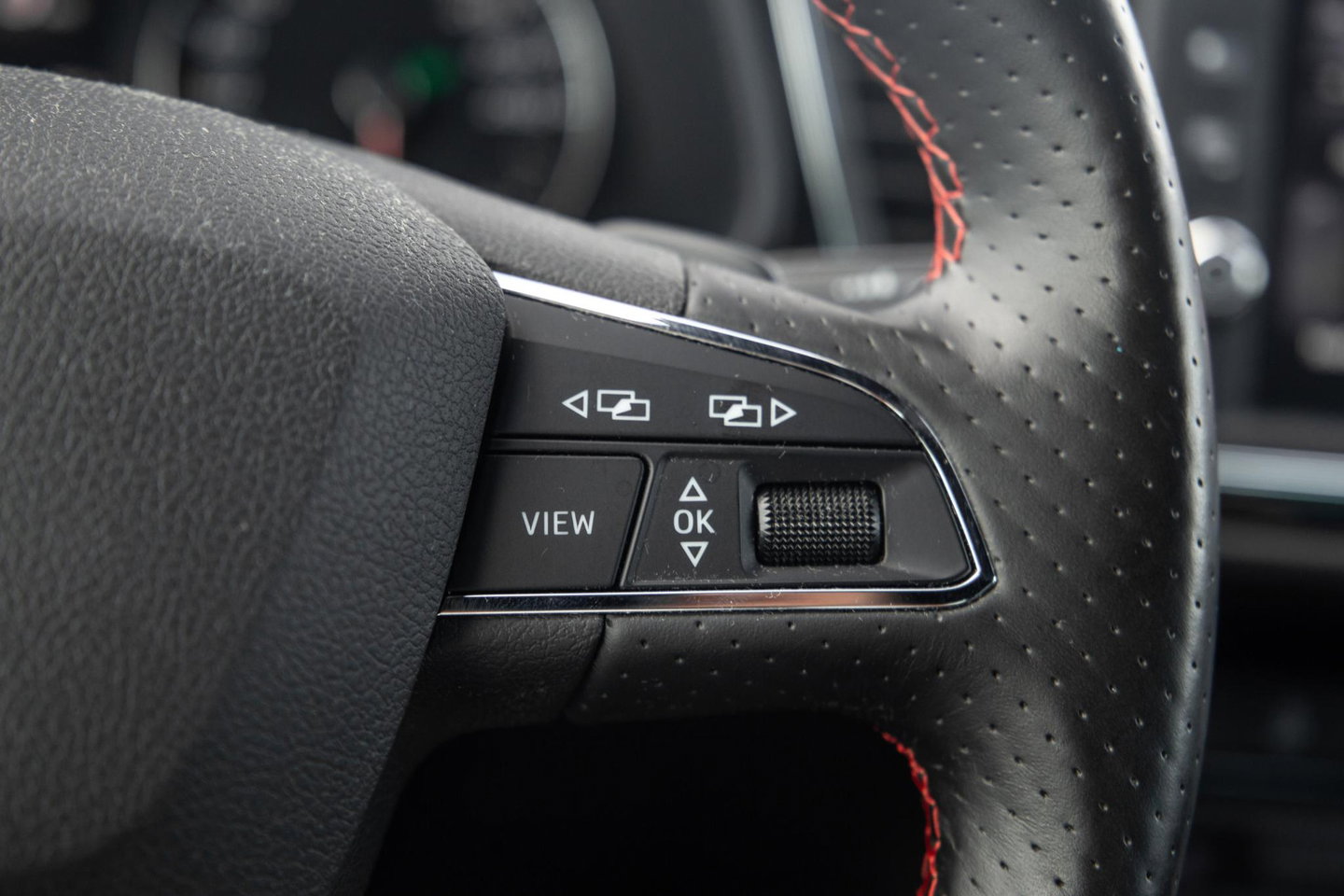 SEAT Leon 1.4 EcoTSI FR Business Intense CARPLAY / CRUISE CONTROLE / PERFECT ONDERHOUDEN / AUTOMAAT