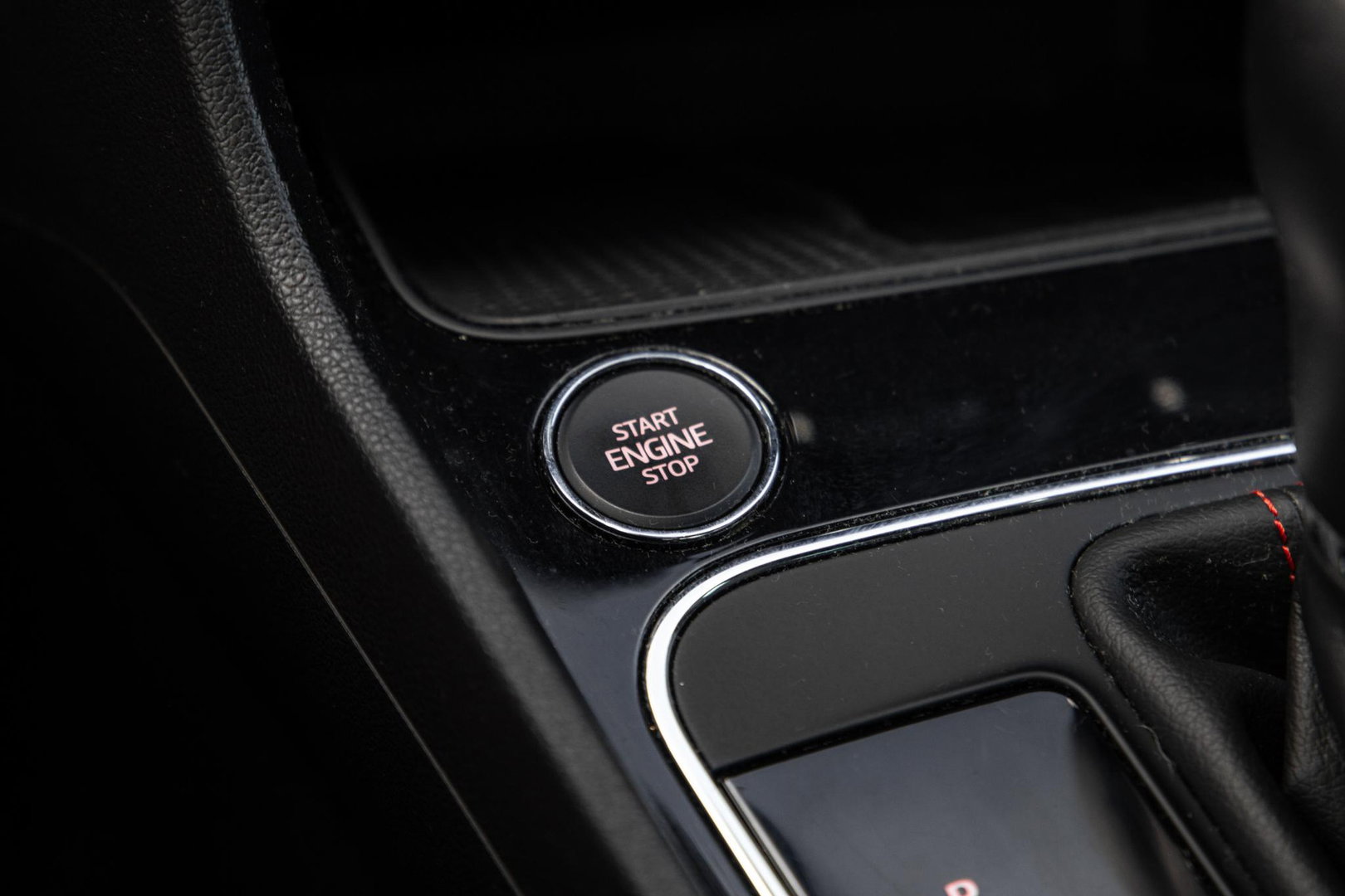 SEAT Leon 1.4 EcoTSI FR Business Intense CARPLAY / CRUISE CONTROLE / PERFECT ONDERHOUDEN / AUTOMAAT