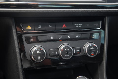 SEAT Leon 1.4 EcoTSI FR Business Intense CARPLAY / CRUISE CONTROLE / PERFECT ONDERHOUDEN / AUTOMAAT