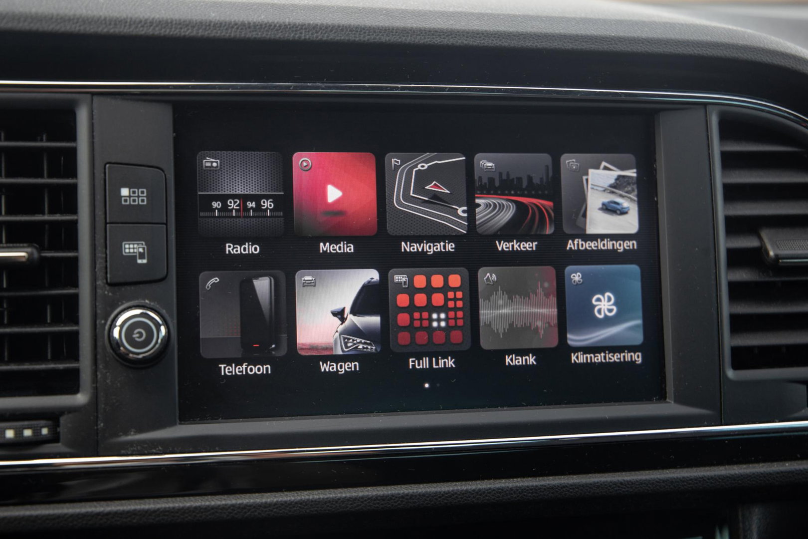 SEAT Leon 1.4 EcoTSI FR Business Intense CARPLAY / CRUISE CONTROLE / PERFECT ONDERHOUDEN / AUTOMAAT
