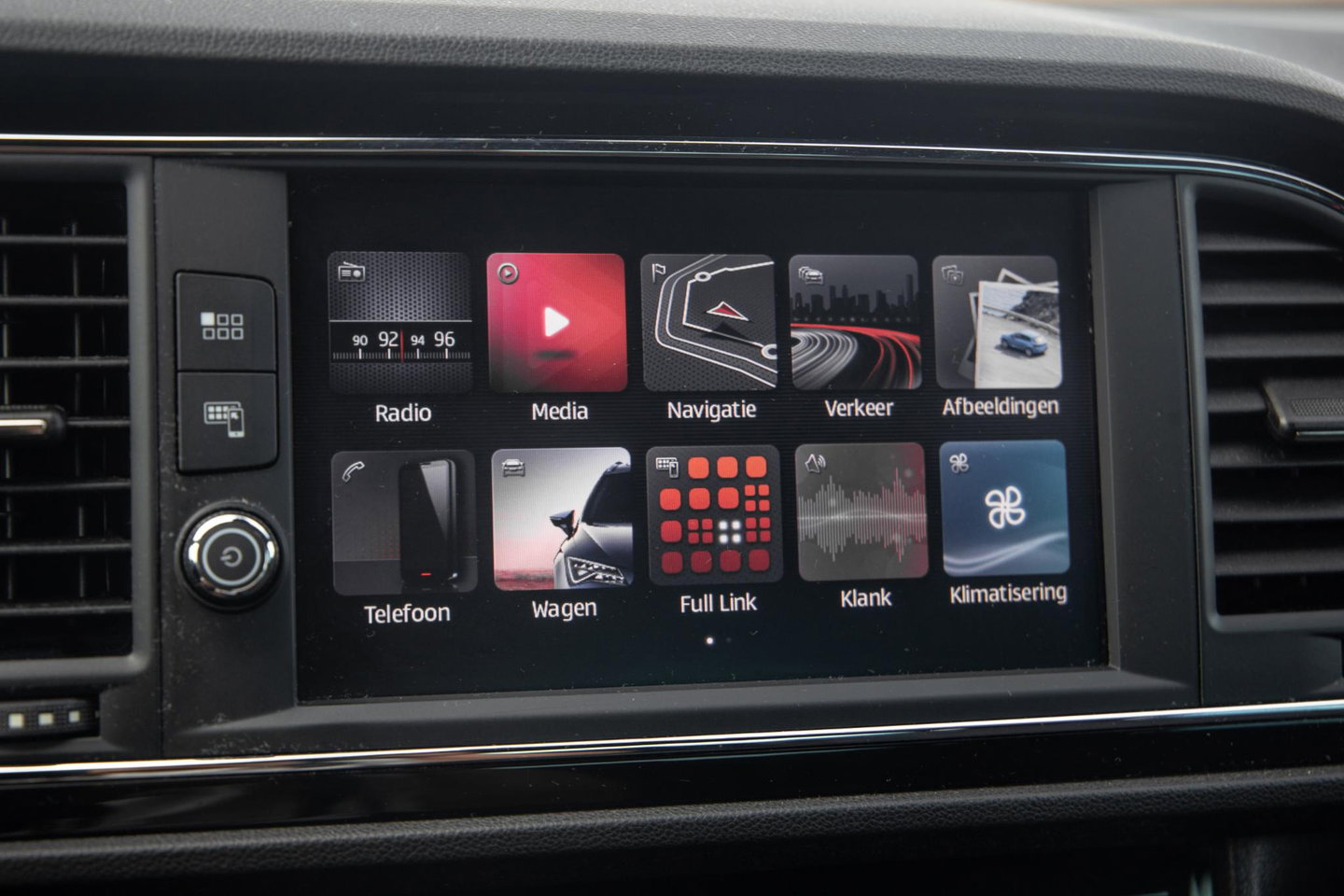SEAT Leon 1.4 EcoTSI FR Business Intense CARPLAY / CRUISE CONTROLE / PERFECT ONDERHOUDEN / AUTOMAAT
