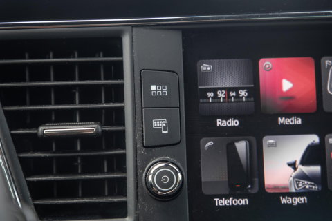 SEAT Leon 1.4 EcoTSI FR Business Intense CARPLAY / CRUISE CONTROLE / PERFECT ONDERHOUDEN / AUTOMAAT