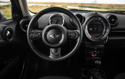 MINI Countryman 1.6 Cooper Chili AUTOMAAT / CRUISE CONTROLE / AIRCO / PERFECT ONDERHOUDEN / TREKHAAK
