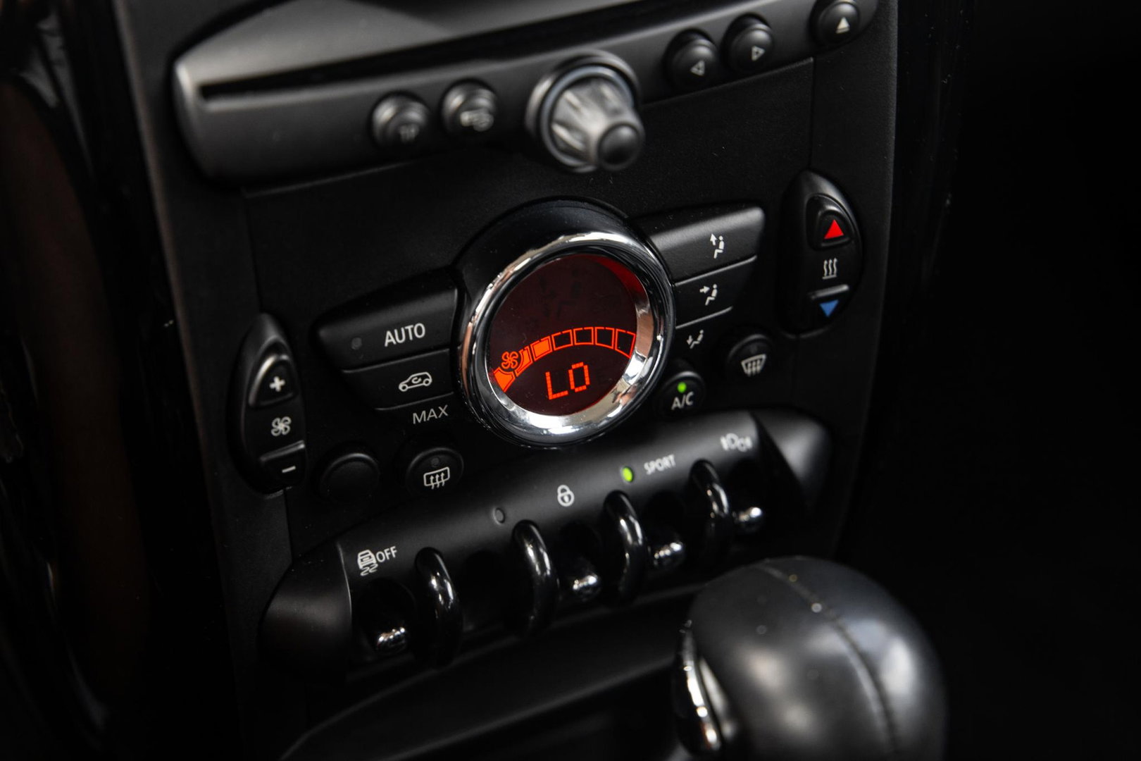 MINI Countryman 1.6 Cooper Chili AUTOMAAT / CRUISE CONTROLE / AIRCO / PERFECT ONDERHOUDEN / TREKHAAK