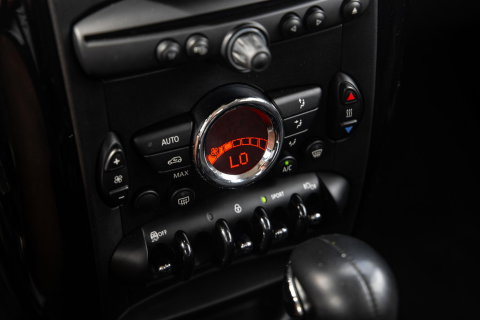 MINI Countryman 1.6 Cooper Chili AUTOMAAT / CRUISE CONTROLE / AIRCO / PERFECT ONDERHOUDEN / TREKHAAK