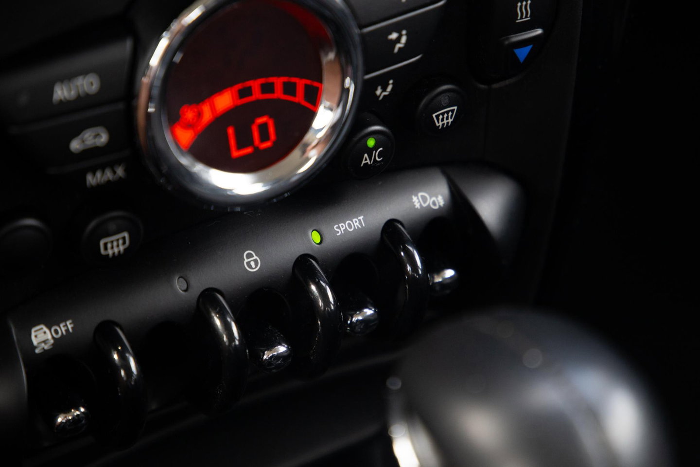 MINI Countryman 1.6 Cooper Chili AUTOMAAT / CRUISE CONTROLE / AIRCO / PERFECT ONDERHOUDEN / TREKHAAK