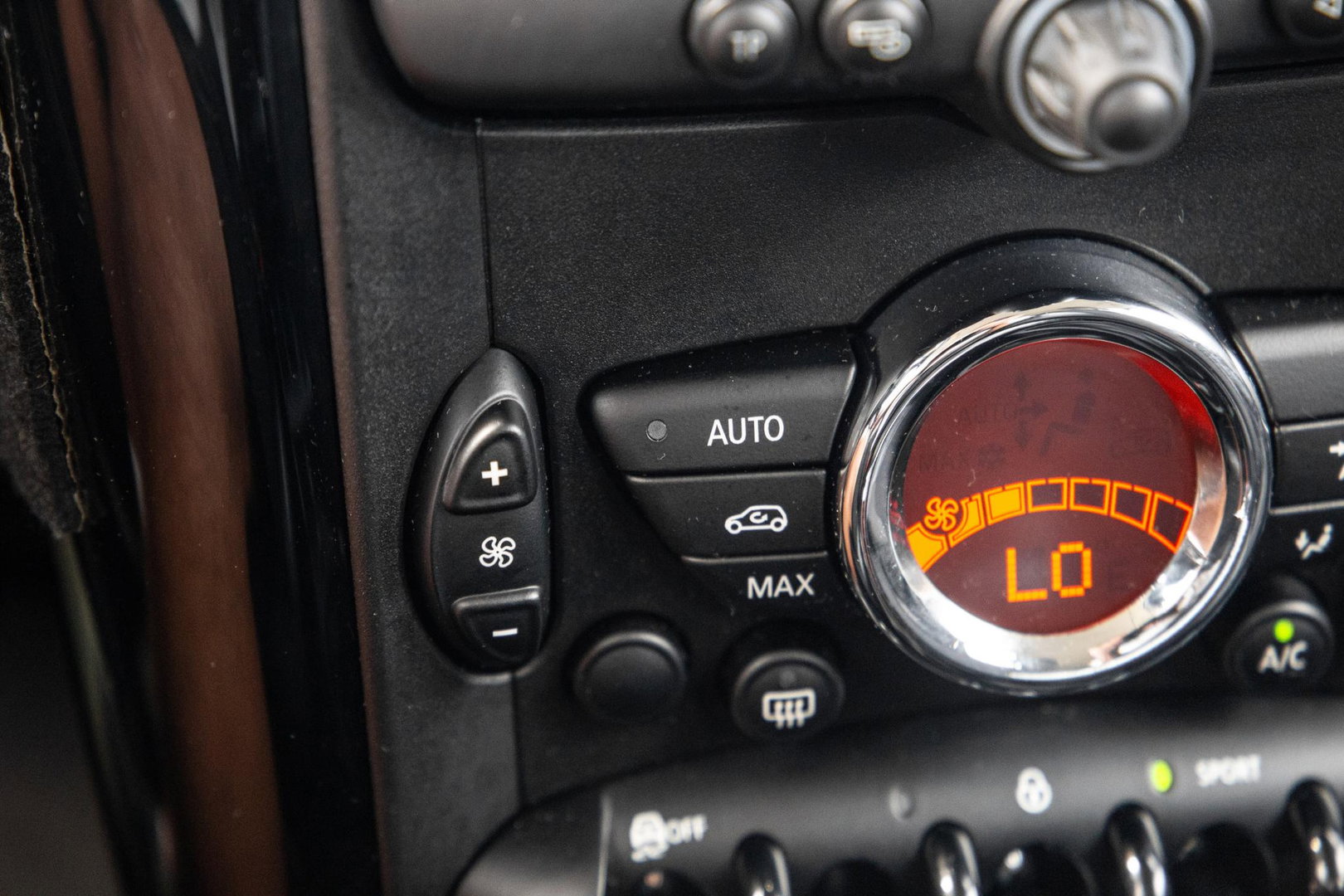 MINI Countryman 1.6 Cooper Chili AUTOMAAT / CRUISE CONTROLE / AIRCO / PERFECT ONDERHOUDEN / TREKHAAK