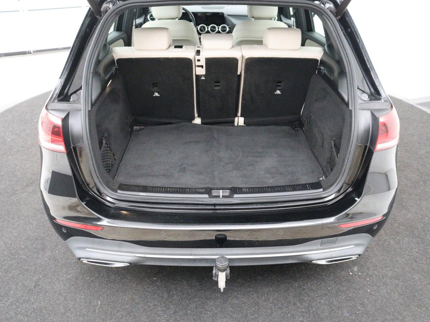 Mercedes-Benz B-klasse250 e Business Solution Luxury Limited | SOH 93,0% | Leder | Stoelverwarming | Adaptive cruise | Carplay | Camera | Park assist | Sfeerverlichting | Elektrische achterlep | Trekhaak