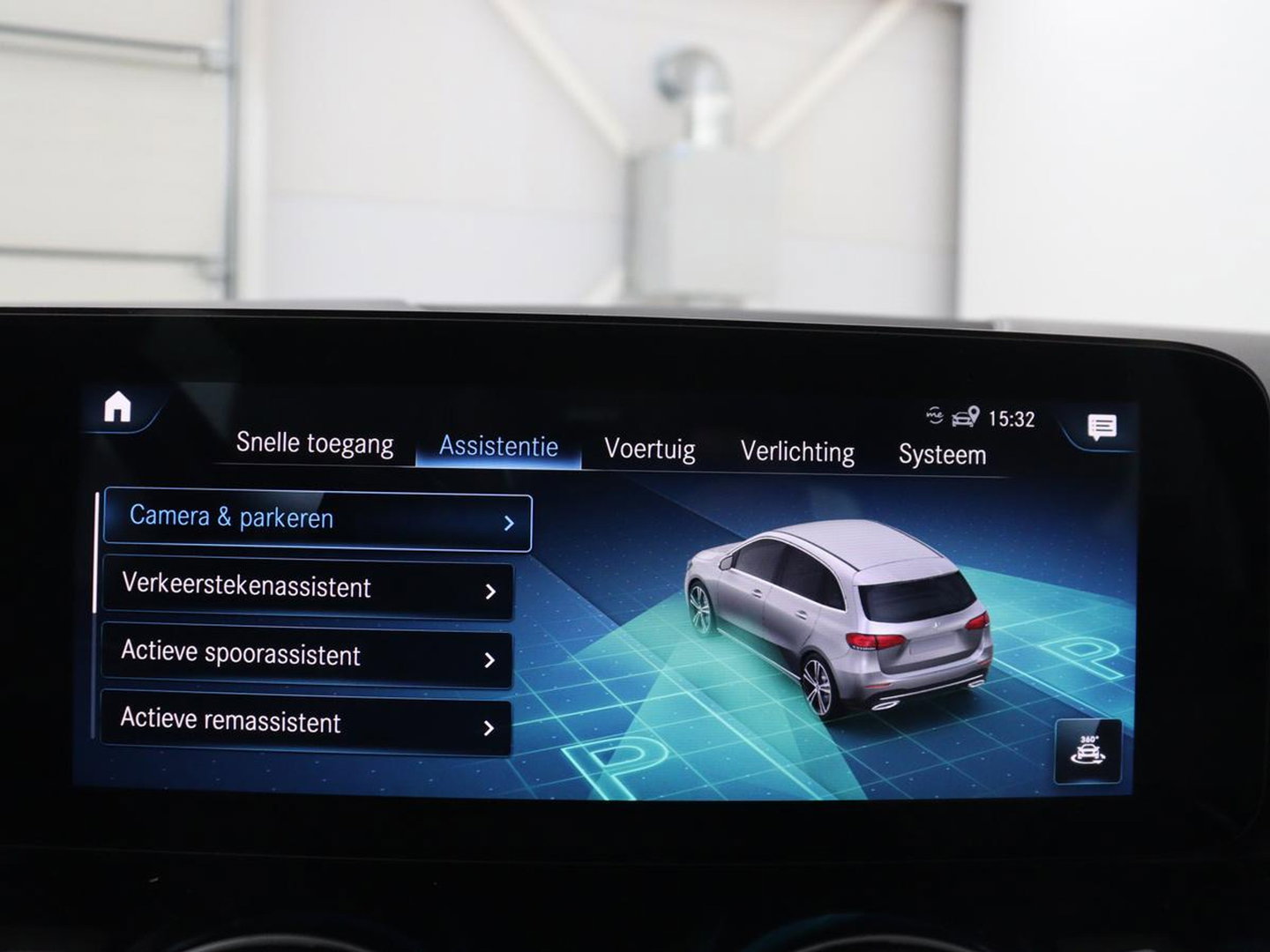 Mercedes-Benz B-klasse250 e Business Solution Luxury Limited | SOH 93,0% | Leder | Stoelverwarming | Adaptive cruise | Carplay | Camera | Park assist | Sfeerverlichting | Elektrische achterlep | Trekhaak