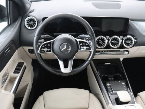 Mercedes-Benz B-klasse250 e Business Solution Luxury Limited | SOH 93,0% | Leder | Stoelverwarming | Adaptive cruise | Carplay | Camera | Park assist | Sfeerverlichting | Elektrische achterlep | Trekhaak