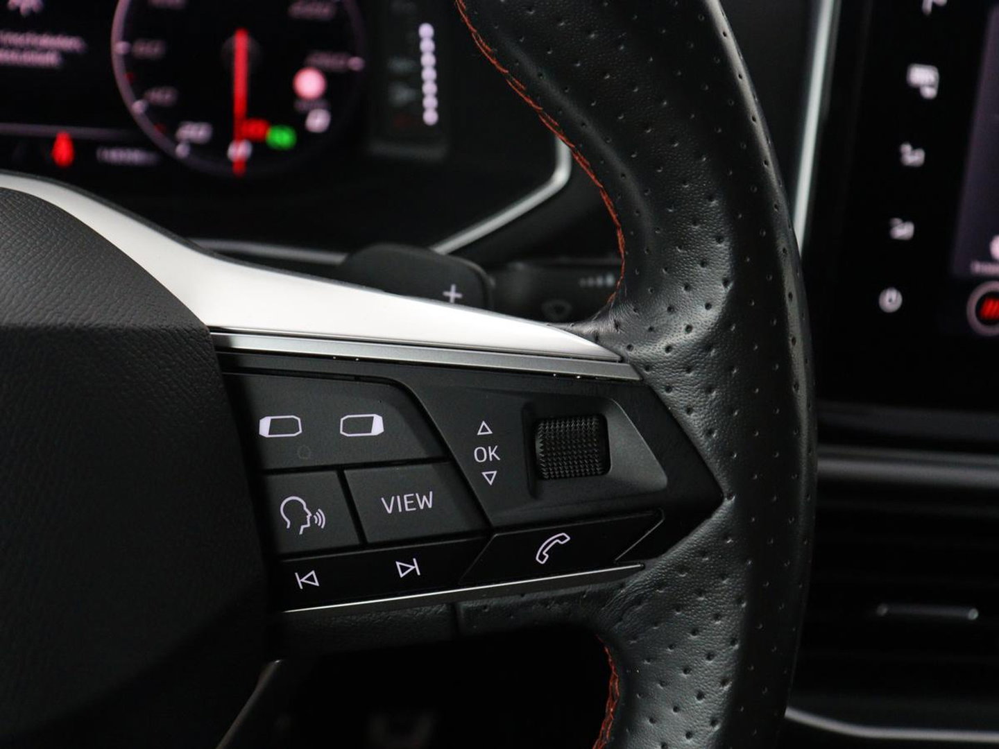 SEAT Tarraco 1.4 TSI e-Hybrid PHEV FR | SOH 89,3% | Memory | Leder | Stoelverwarming | Adaptive cruise | Climate control | Carplay | 3 zone klimaat | Camera | Park assist | Full LED | Trekhaak