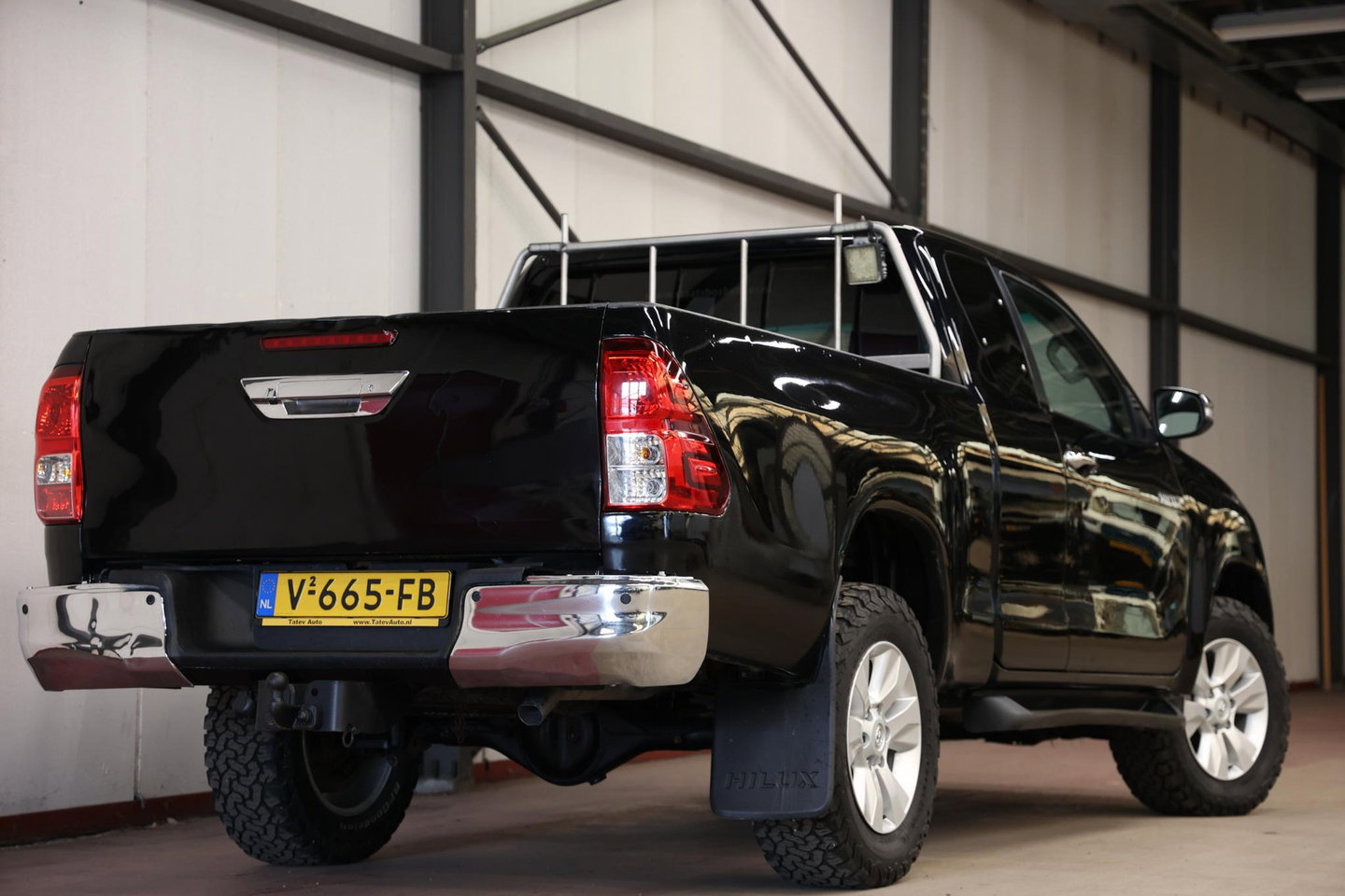 Toyota Hilux 2.4 D-4D-F Xtra Cab 4X4 MET 3500KG TREKVERMOGEN