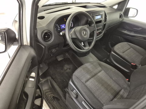 Mercedes-Benz eVito Tourer PRO L3 9 PERSOONS PERSONENBUS