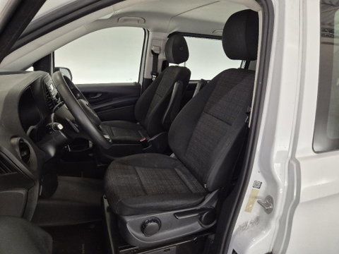 Mercedes-Benz eVito Tourer PRO L3 9 PERSOONS PERSONENBUS