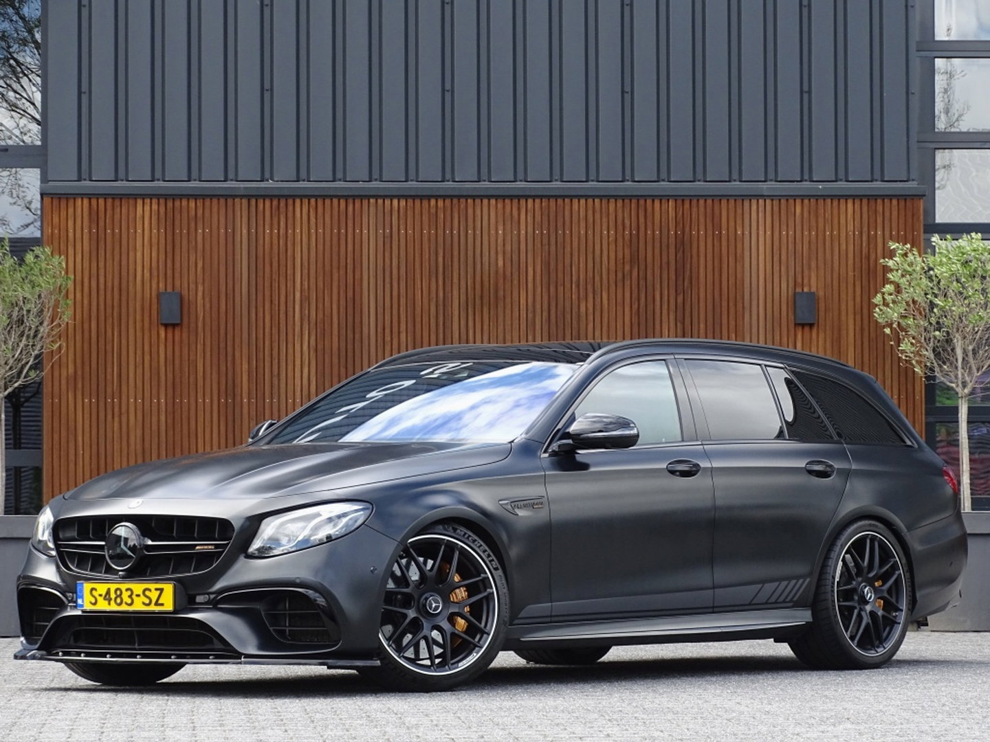 Mercedes-Benz E-Klasse Estate 63s AMG V8 612PK / Edition 1 / Burmester / Carbon / Ceramic / 360°
