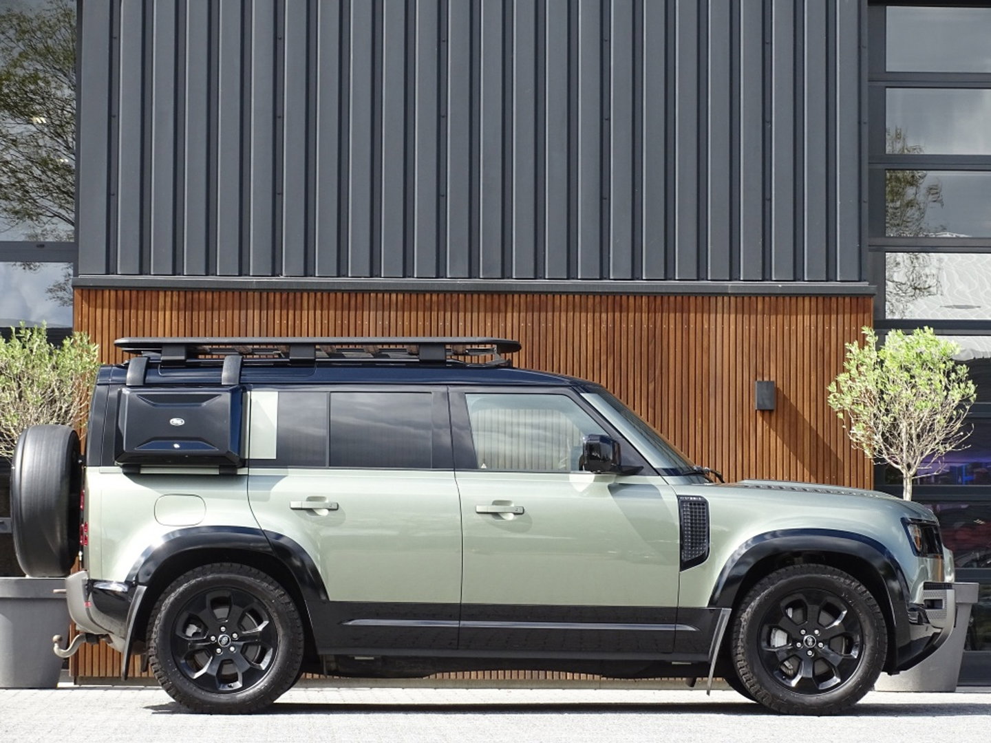 Land Rover Defender 110 2.0 P400e 110 x-Dynamic / HSE / Meridan / 360°